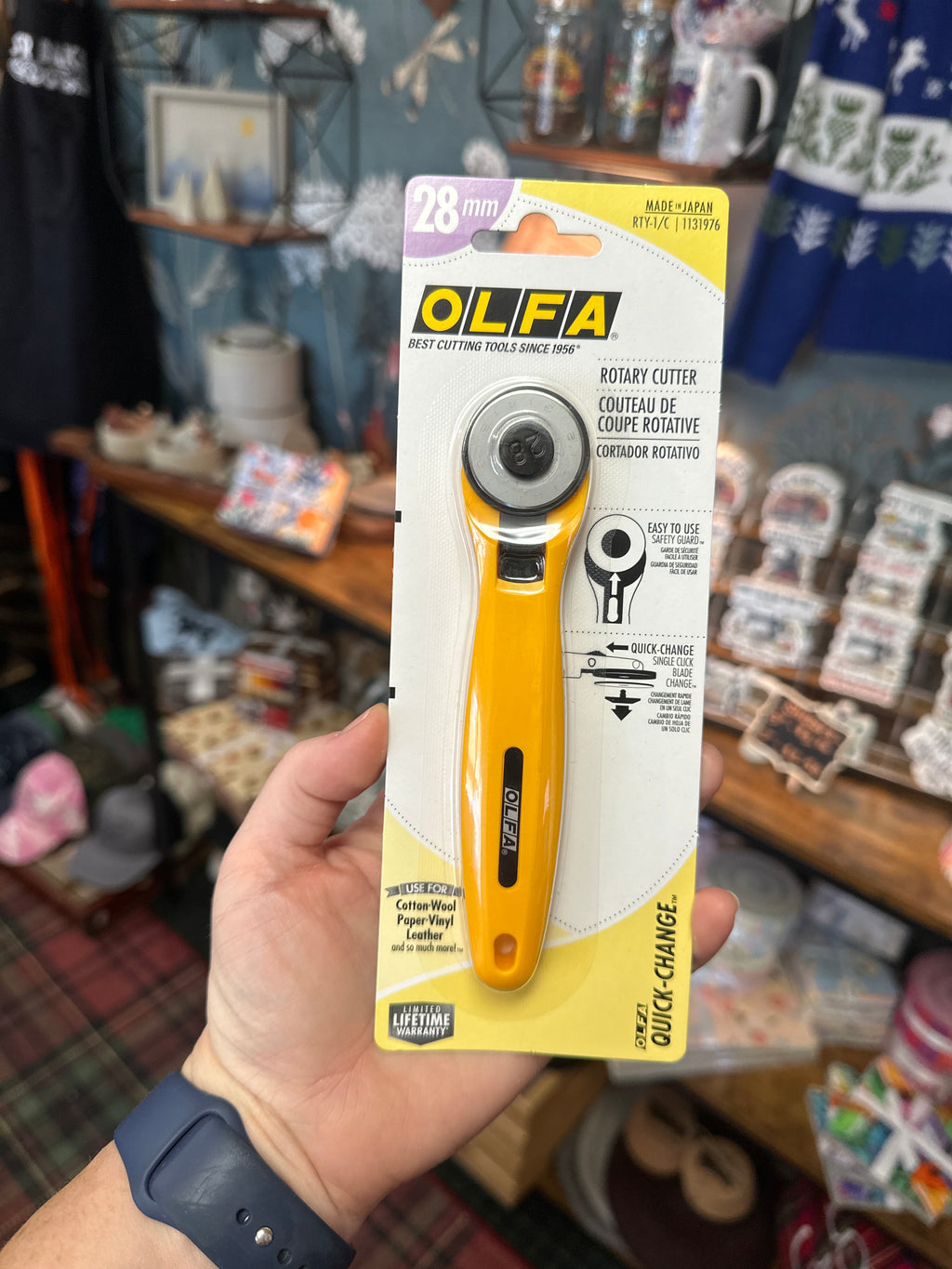 OLFA 28mm Rotary Cutter