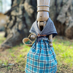Kilted Outlander Inspired Nutcrackers - Jamie and Claire Options!