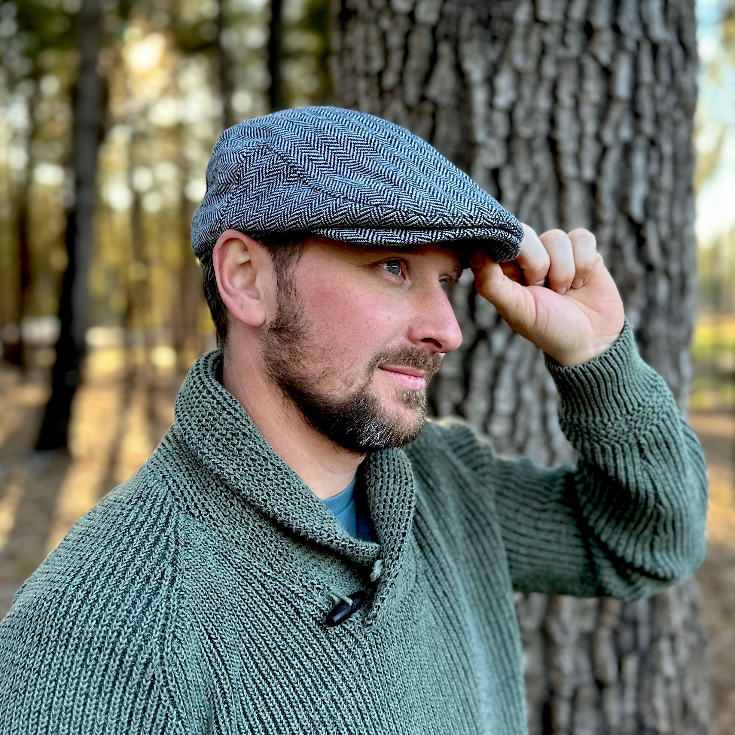 Cabby/Newsboy Herringbone Hat with Scottish Thistle Embroidery Wool Blend Golf Cap