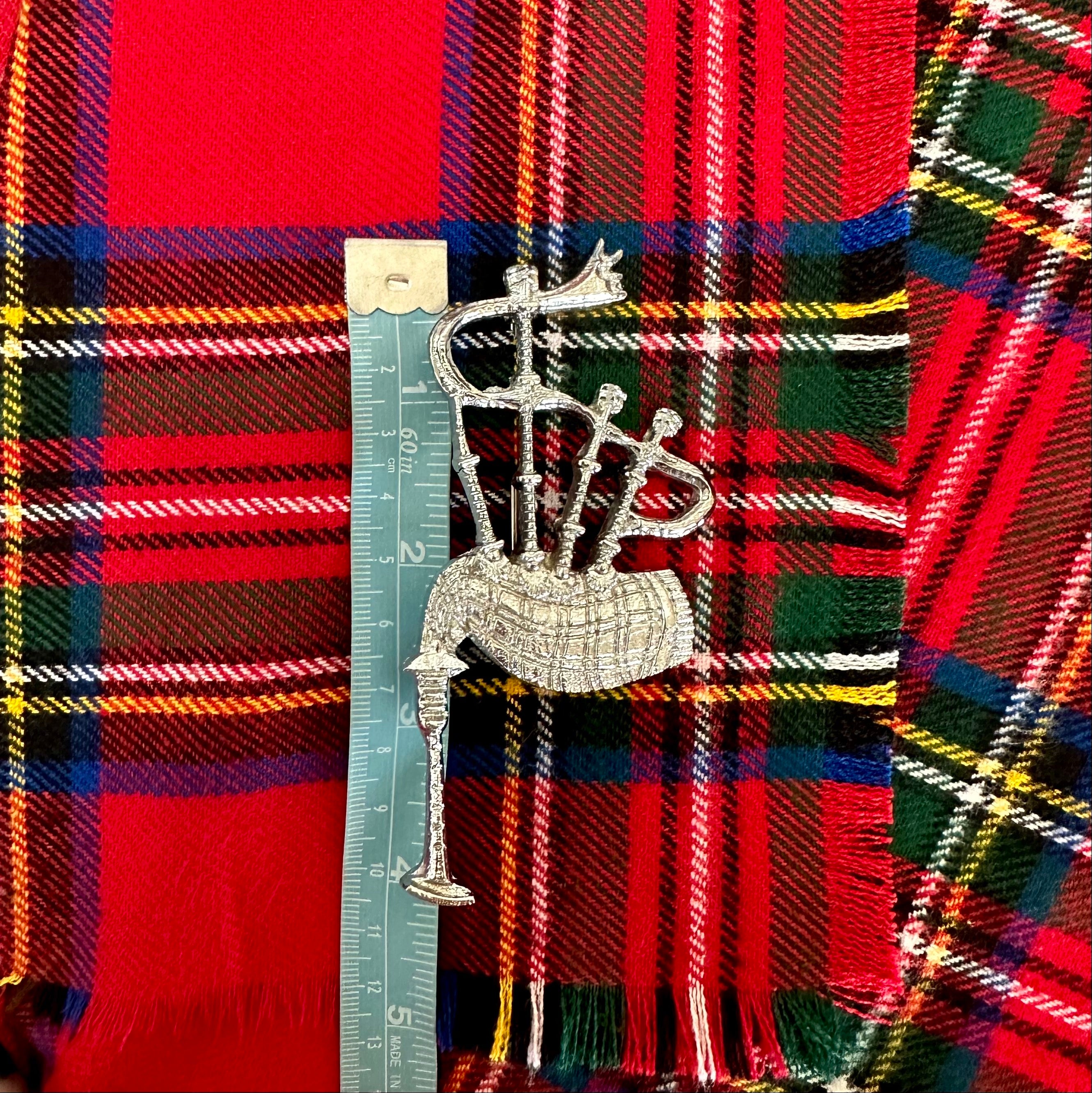 Celtic Crystal Design Jewelry Giles Unicorn of Scotland Tartan Pin