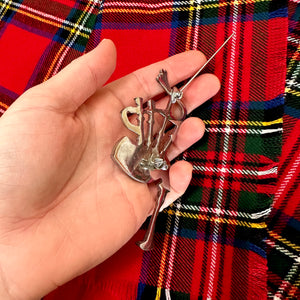 Bagpipes Chrome Plated Metal Fly Plaid Brooch Kilt Pin