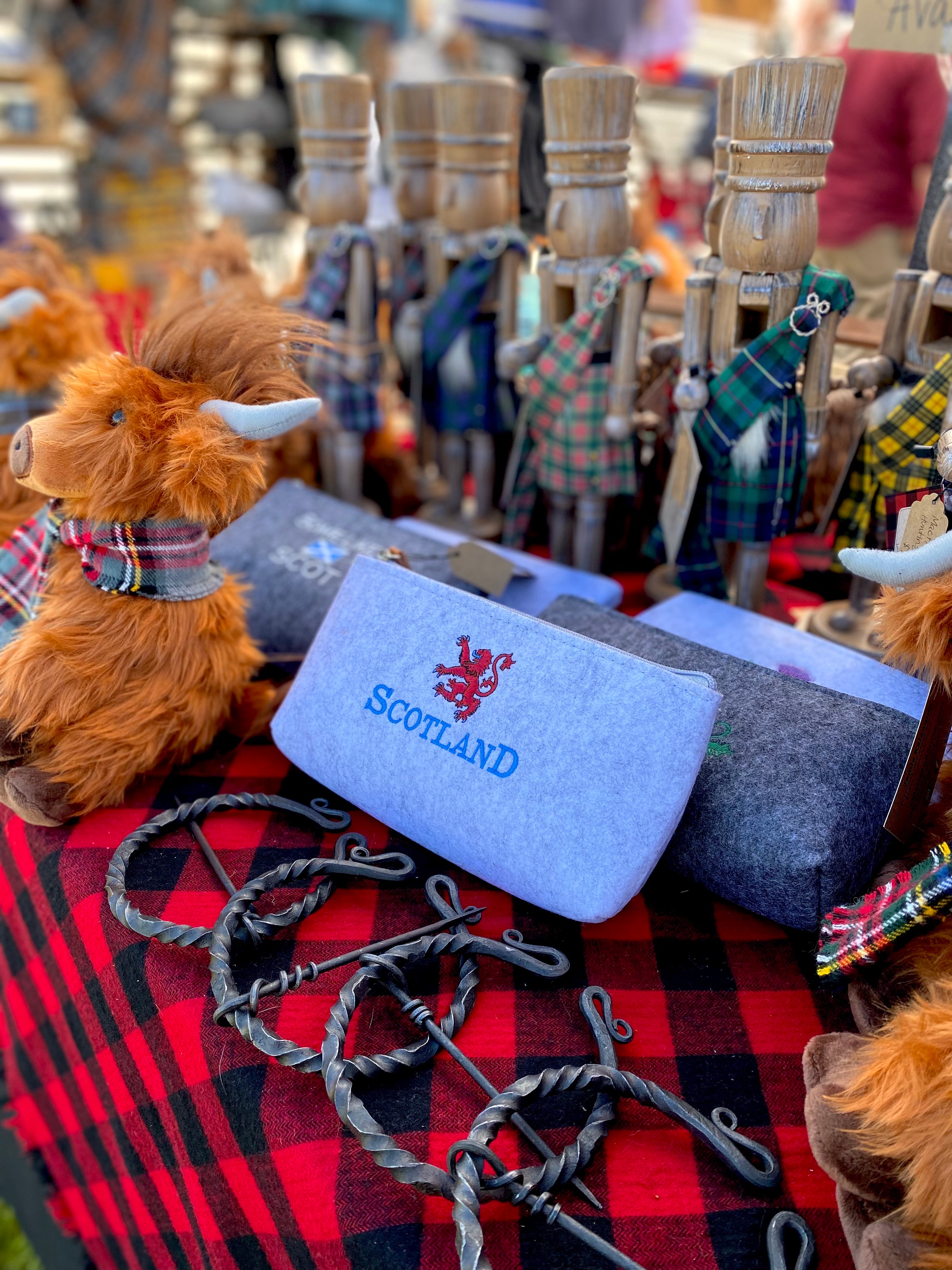 Scotland Rampant Lion Embroidered Felt Zipper Pouch