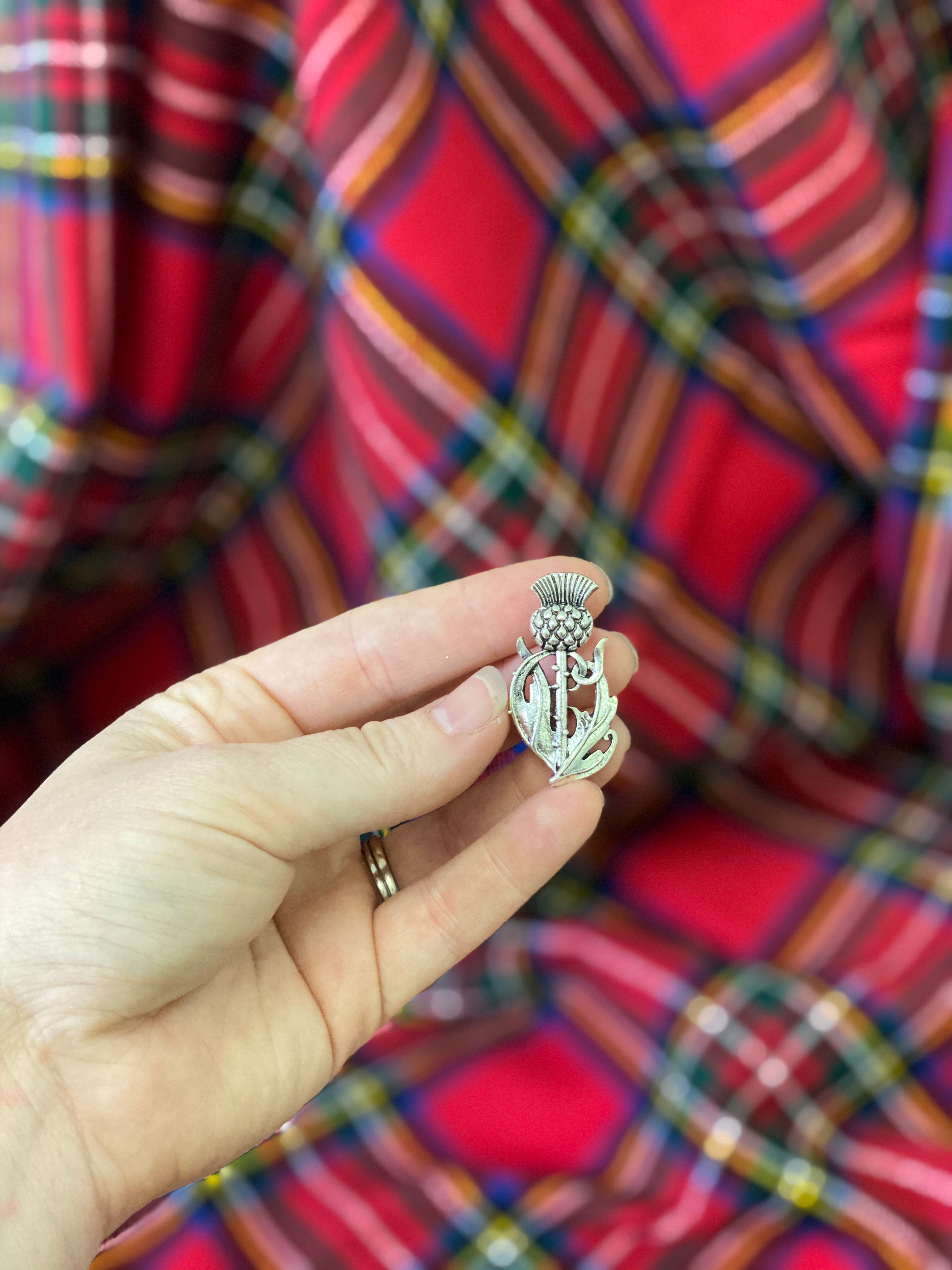 Single Scottish Thistle Brooch Pin
